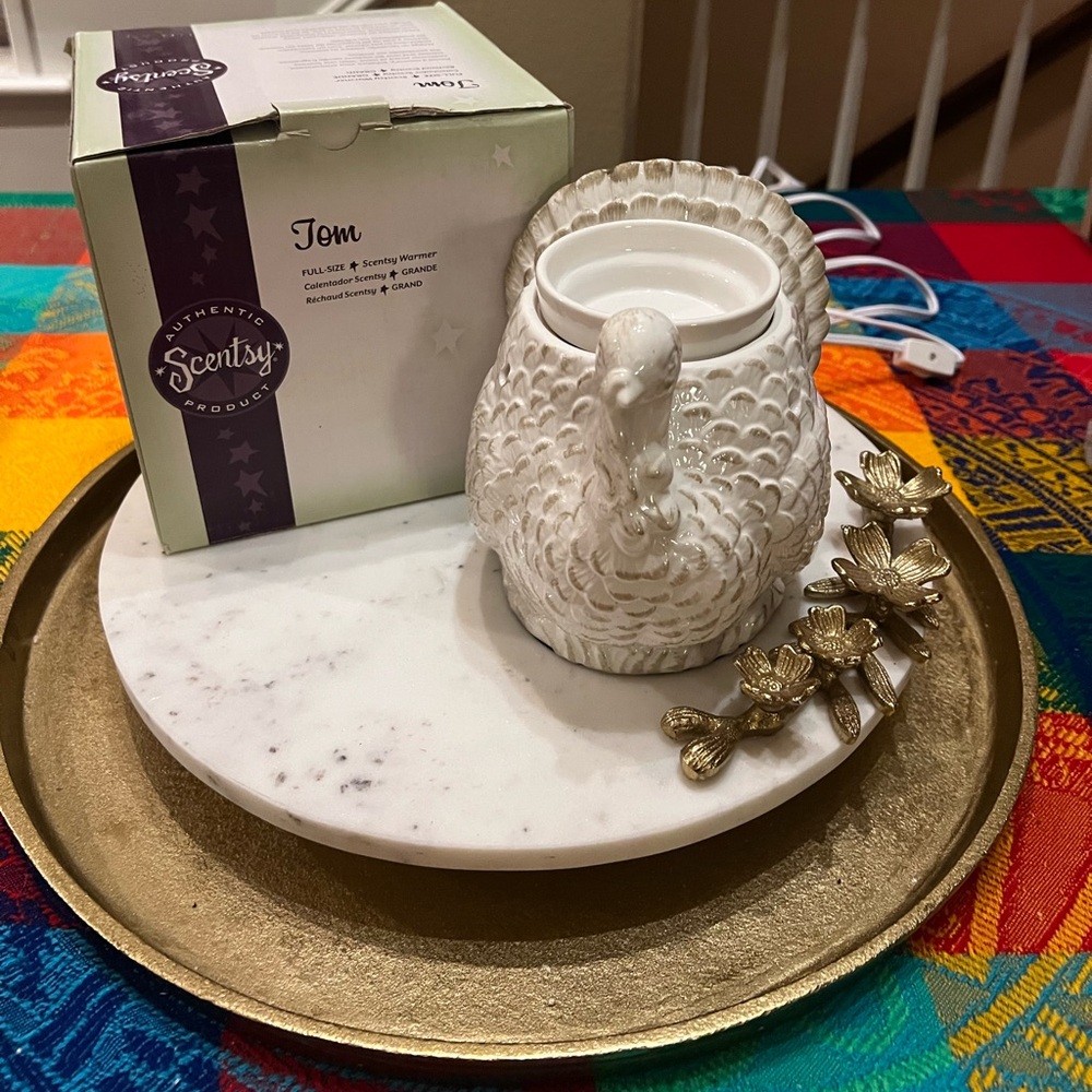 Scentsy Turkey Wax Warmer for Fall/Thanksgiving